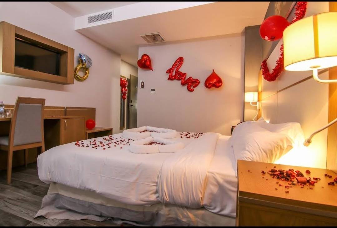 El Ghanami Hotel Algiers ภายนอก รูปภาพ